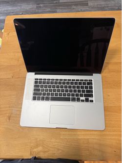 15" MacBook Pro (Mid 2015) i7/16GB/256GB - MacOS Monterey - Low Cycles!