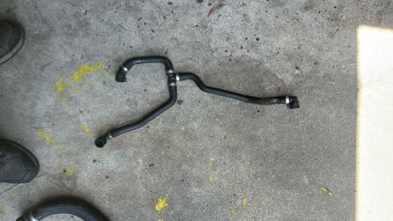 2018 BMW 530i radiator hoses