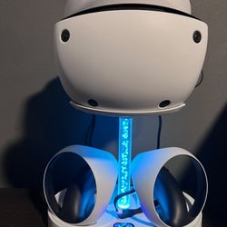 PSVR2 & Mega Quest 2 With Stand