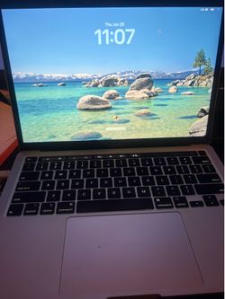MacBook Pro 13inch 2020 Touch Bar