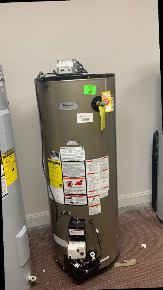 NEW WHIRLPOOL  WATER HEATER 50 GALLON LIQUIDATION SALE TODAY 🔥🔥 0 D Z