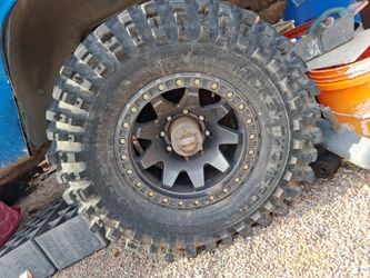 Mickey Thompsons 35 inch method race wheels true bead lock.