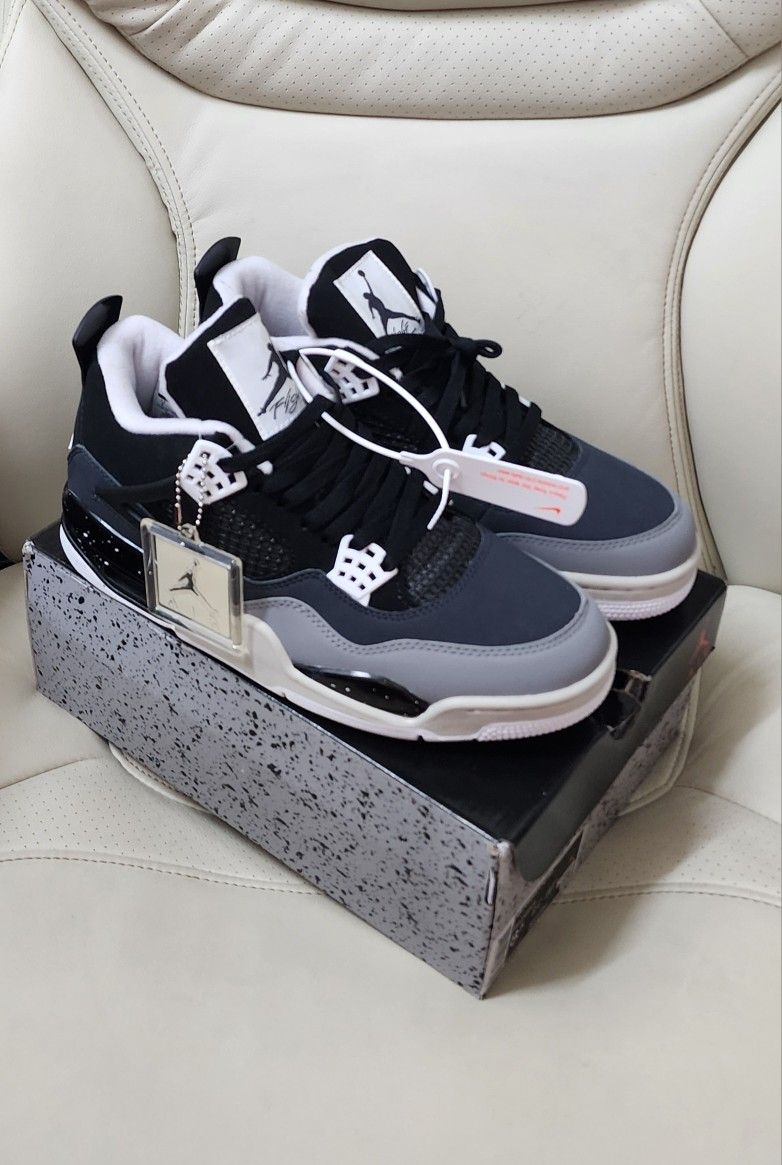 Jordan 4 Retro