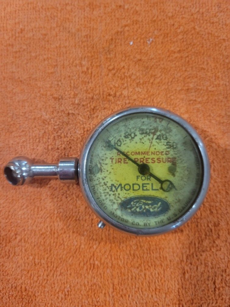 Vintage 1930's Ford Model A Origional Tire Pressure Gauge