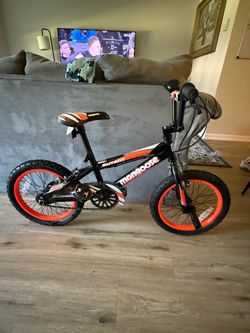 Mongoose kids BMX bike