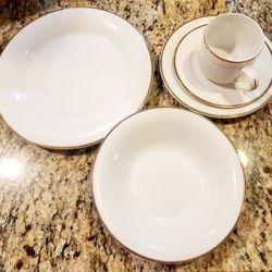 Gibson China With Gold Stripe, Set Of 8.