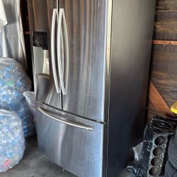 Refrigerator Samsung