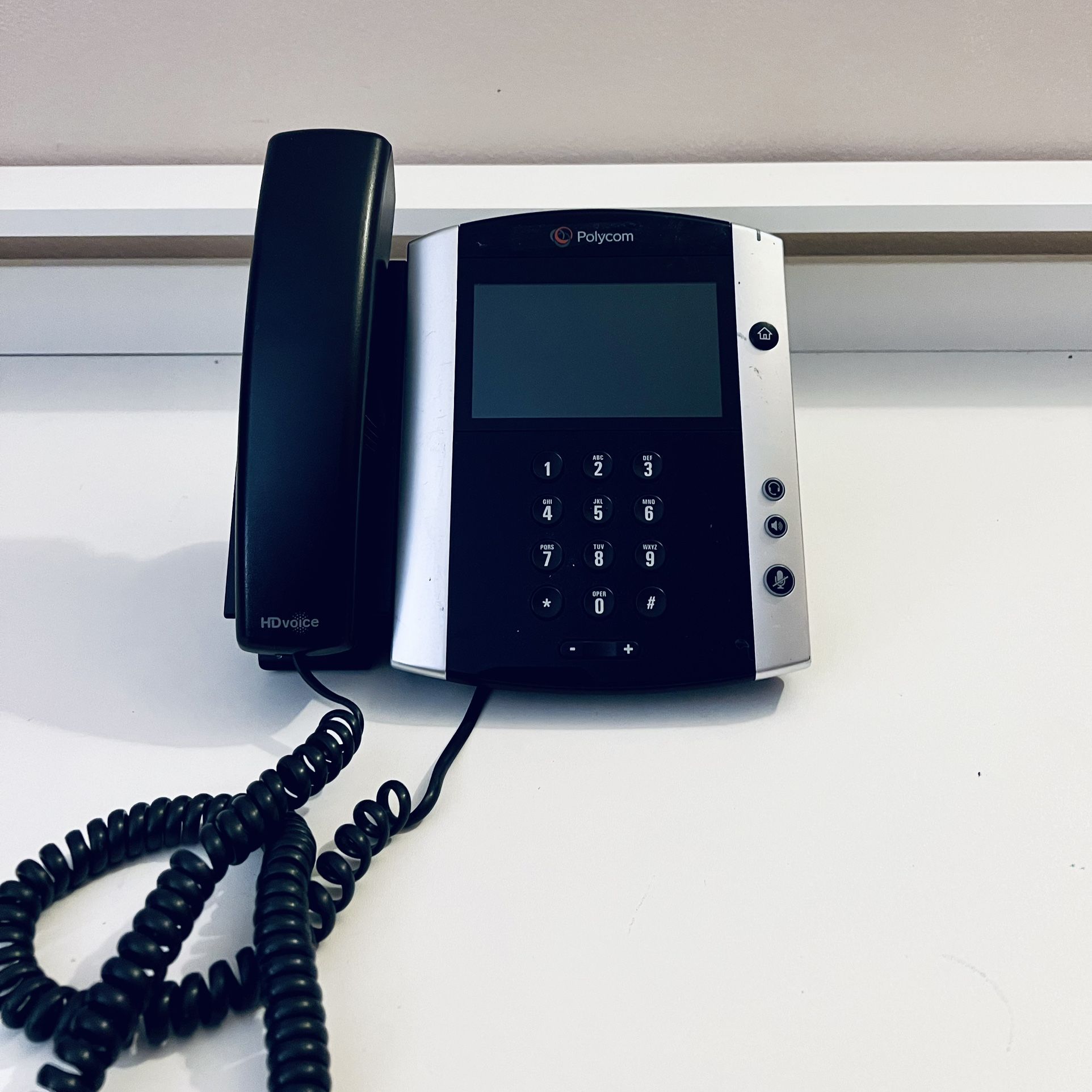 Polycom VVX 600 IP Phone