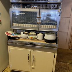 O Keefee And Merrit Stove/oven 1960
