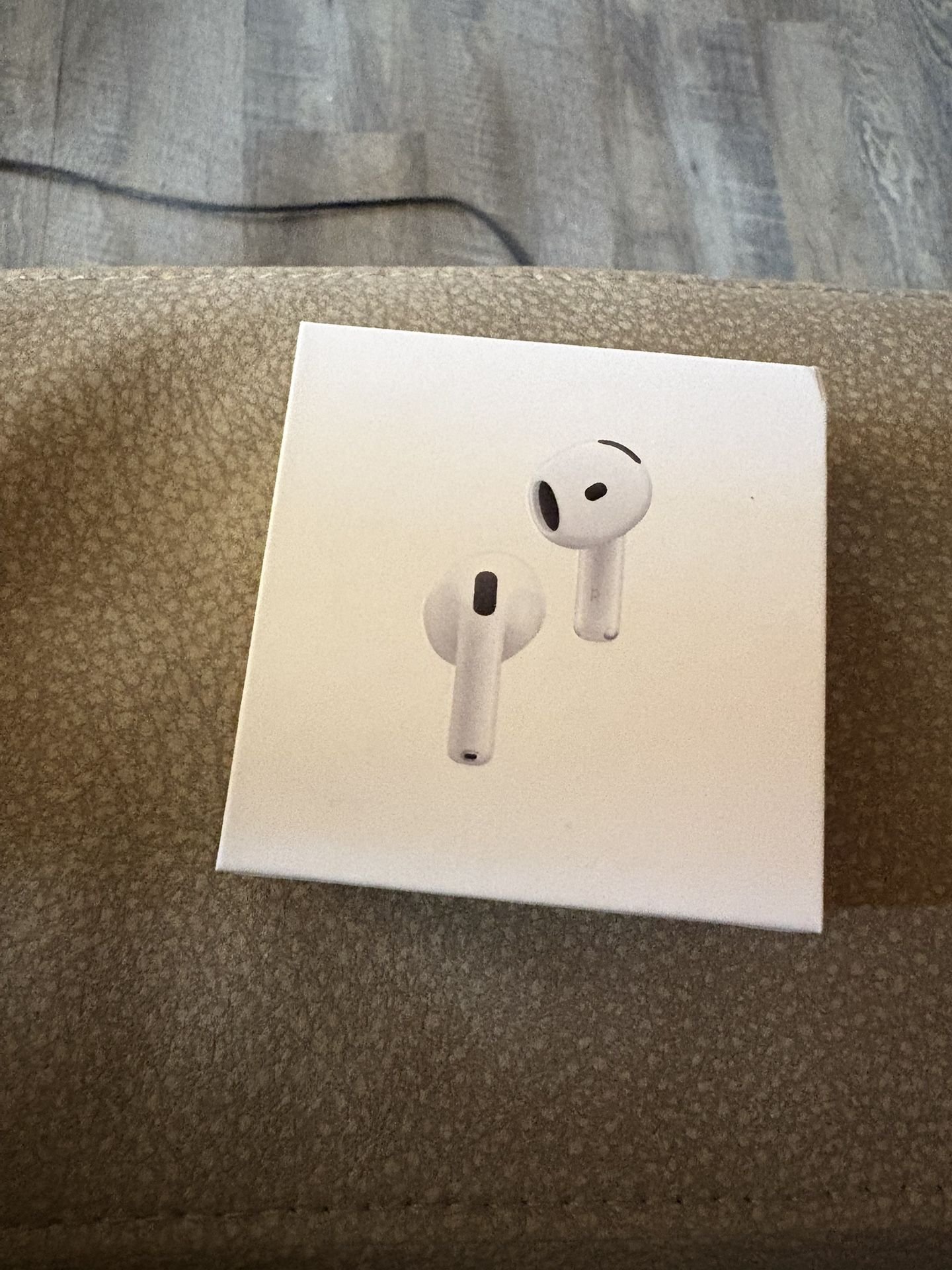 AirPods 4 ANC
