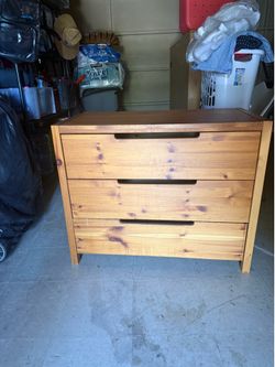3 drawer dresser