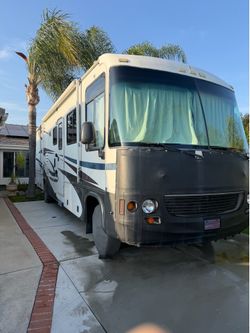 2006 Georgie boy .. pursuit 34ft v10 ford