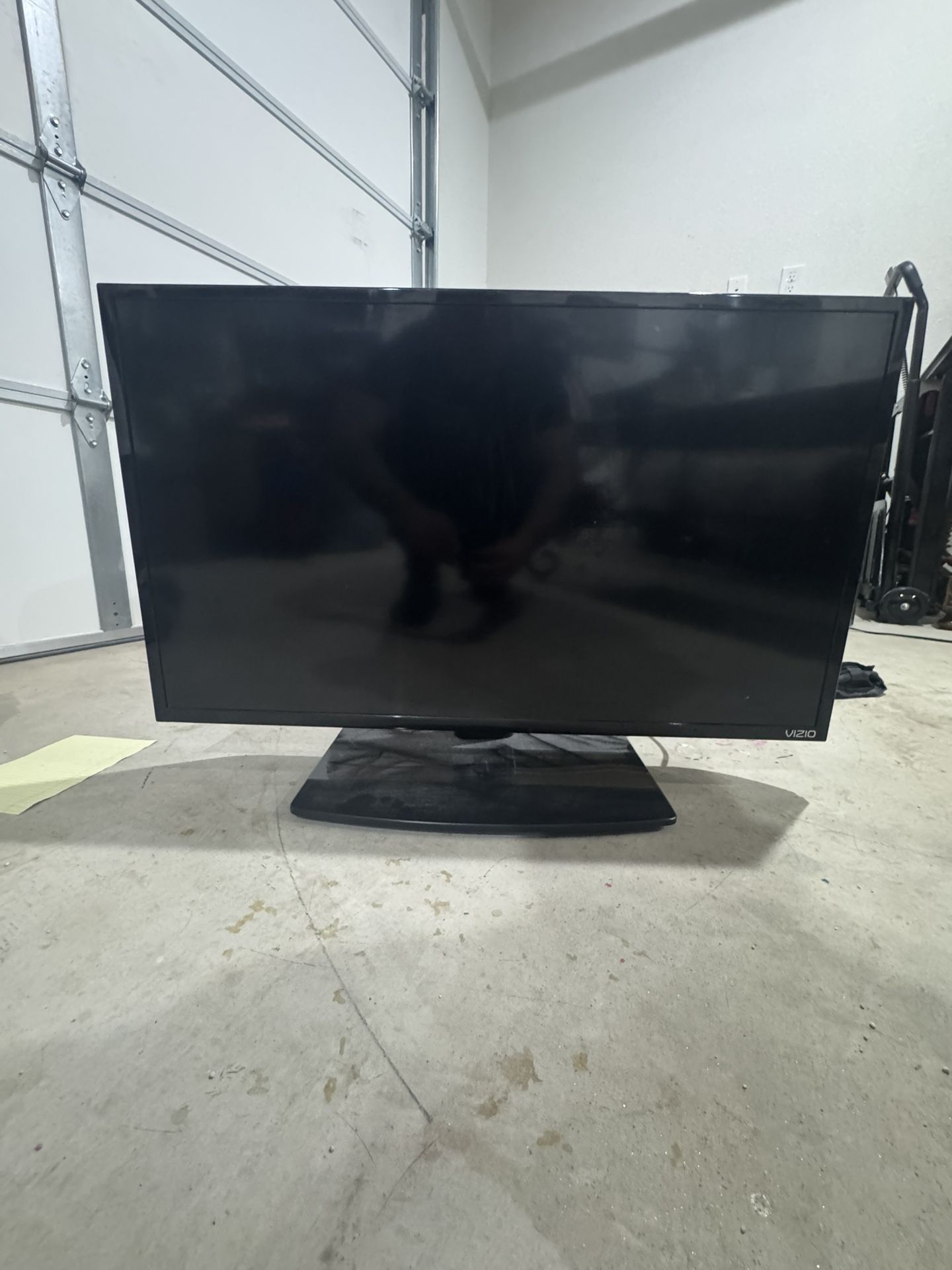 Vizio 32” Tv