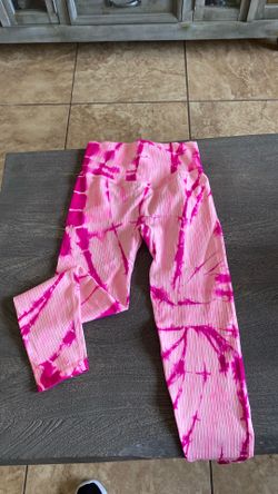 Pink leggings