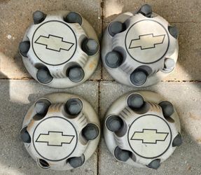 CHEVY CENTER CAPS