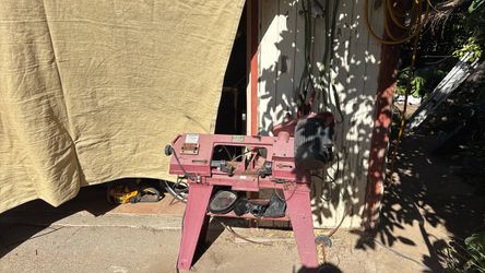 Saw machine