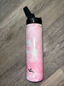 22o z water bottle (great condition)
