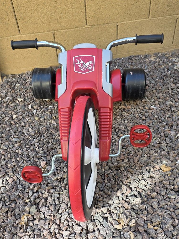 Radio Flyer Model 474 Deluxe Big Flyer Big Front Wheel Chopper