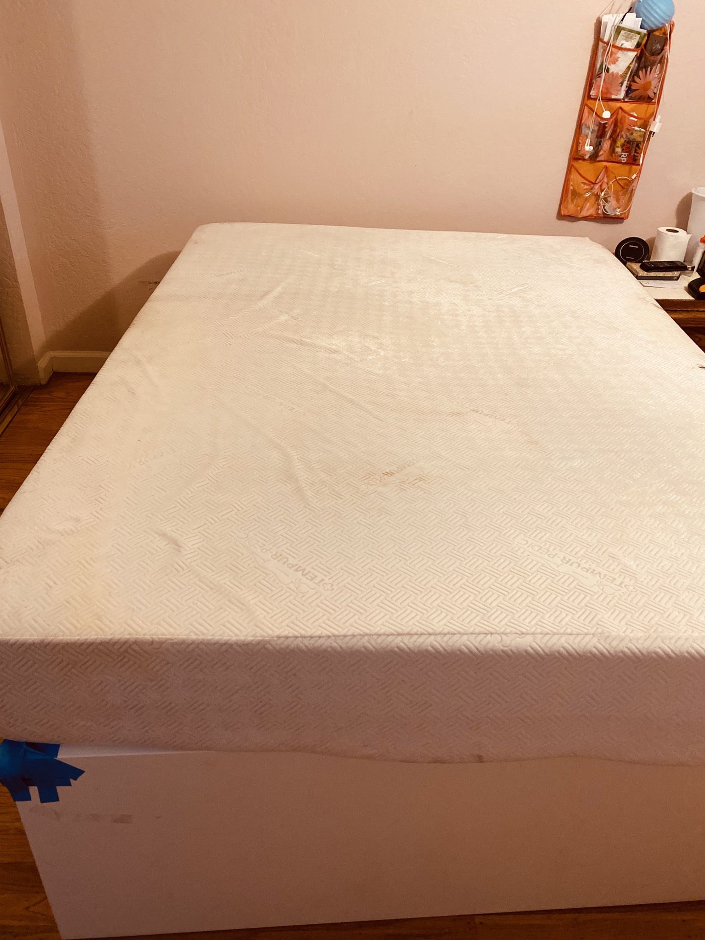 Full or double mattress for free