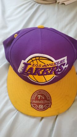 Mitchell & Ness Lakers Hat