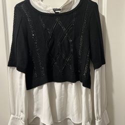 Woman’s black and white White House black market sweater button down blouse lrge