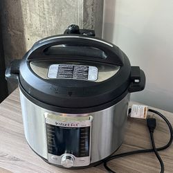 Instant Pot Ultra 60 Electric Pressure Cooker 6Qt
