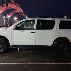 2005 Nissan Armada