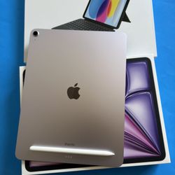 iPad Air 13” (M2 Processor / 2024 / purple) 256gb With Keyboard, Pen Accessories