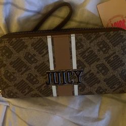 NWT Juicy Couture Wallet Wristlet 