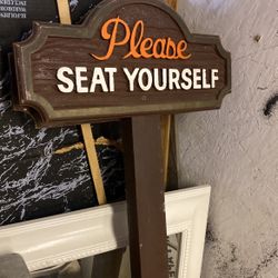 Wood Restaurant Sign 🪧 