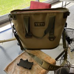 Yeti, Soft Sided Cooler Hopper 30 Zipper Broken Sea Photos