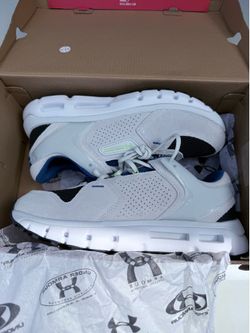 Under Armour UA Summit Trek Suede men’s size 8