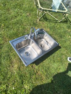 Stainless steel sink