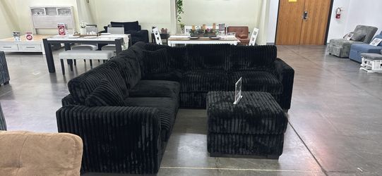 Jumbo corduroy couch new in box /read the description