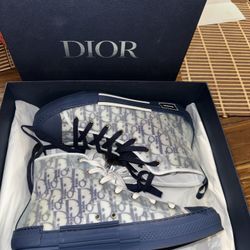 Dior B23 Size 43 $500