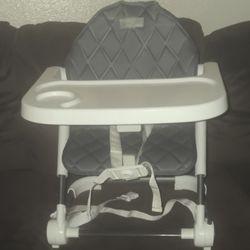 Monbebe Feeding Chair