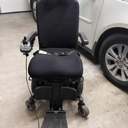 J6 Jazzy Power Electric Wheelchair