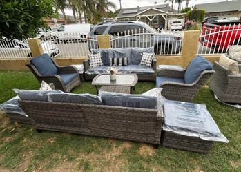 Patio furniture set outdoor new in the box