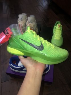 Kobe Grinch Size 9.5