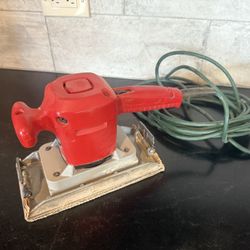 Milwaukee Sander