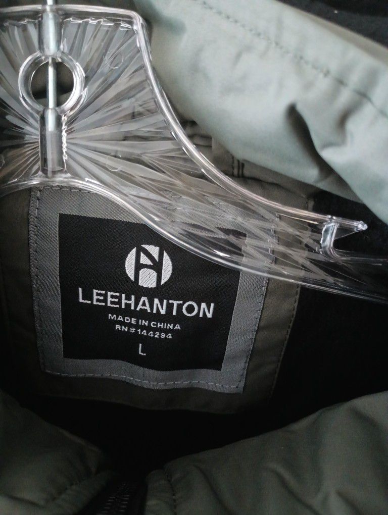 Leehanton Men's  Heavy Jacket  (With Tags)