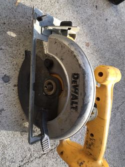 Dewalt 18v Saw - NO BATTERY