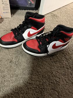 NIKE AIR FORCE