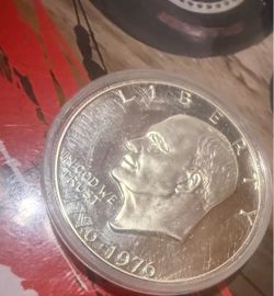 40% silver 1976 Eisenhower Bicentennial Dollar Coin