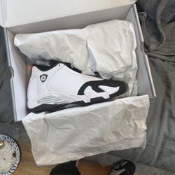 Jordan Retro 14 Black Toe Size 9.5