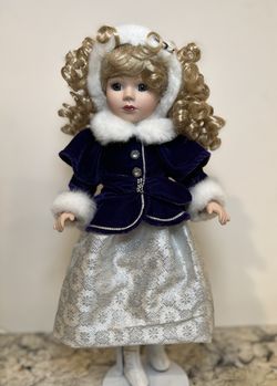 Victorian Rose Collection - Mercedes Rose Doll