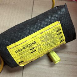 2012 TOYOTA SIENNA FRONT LEFT SEAT ARBG 