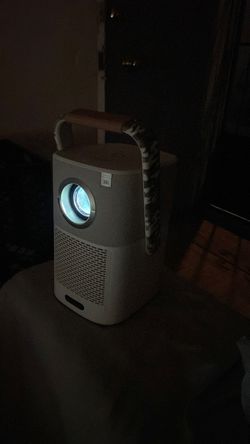 Yaber T2 portable projector with built in jbl