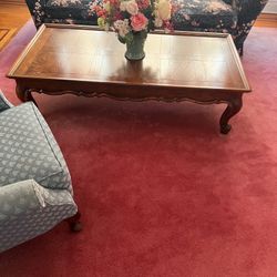 Vintage Coffee Table *Please read post*