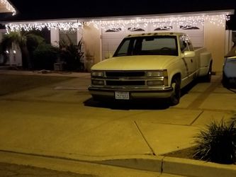 Parting out 1990 chevy 1 ton dually GMC 3500 Sierra